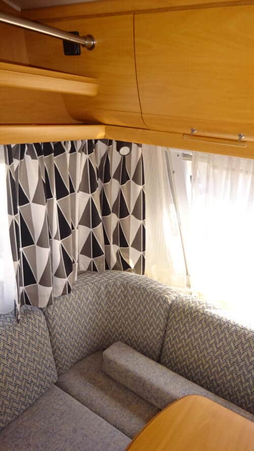 CHATEAU CANTARA Comfort Traveller 520 2004 VRIJSTAAND BED - Afbeelding 14