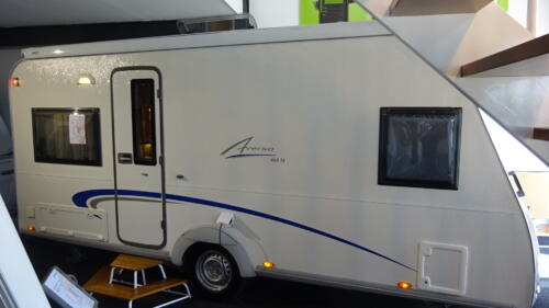 BURSTNER AVERSO 460 TS 2011 VASTBED RONDZIT MOVER LEVELER CASSETTELUIFEL