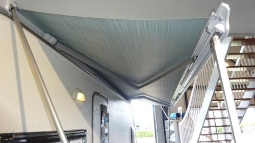BURSTNER AVERSO 460 TS 2011 VASTBED RONDZIT MOVER LEVELER CASSETTELUIFEL - Afbeelding 2