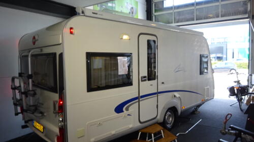 BURSTNER AVERSO 460 TS 2011 VASTBED RONDZIT MOVER LEVELER CASSETTELUIFEL - Afbeelding 7