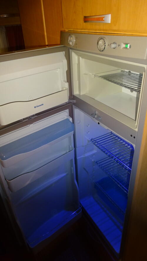 CARAVELAIR Ambiance Style 410 2010 VASTBED BANK AIRCO 890 kg - Afbeelding 11