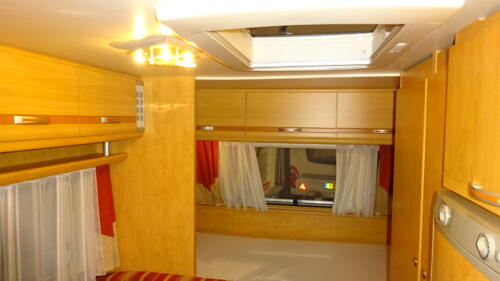 CARAVELAIR Ambiance Style 410 2010 VASTBED BANK AIRCO 890 kg - Afbeelding 12