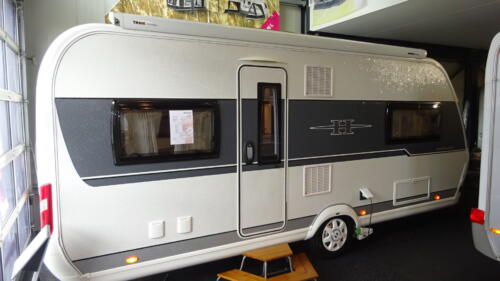 HOBBY EXCELLENT 540 UFe 2018 VASTBED RONDZIT MOVER AIRCO CASSETTELUIFEL TOP