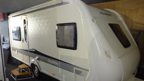 HOBBY de LUXE 460 UFe 2011 VASTBED RONDZIT MOVER ZAKLUIFEL - Afbeelding 5