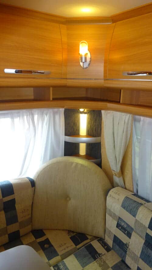HOBBY De LUXE  495 UL 2010 ENKELE BEDDEN RONDZIT - Afbeelding 7