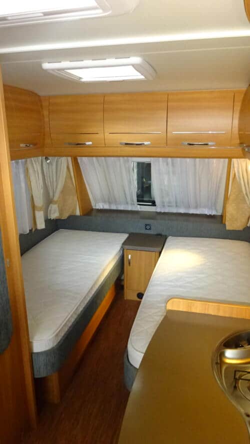 HOBBY De LUXE  495 UL 2010 ENKELE BEDDEN RONDZIT - Afbeelding 11