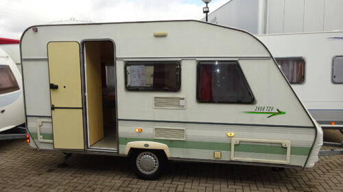 DELTA 3900 TZV 1999 VASTBED TREINZIT 770 kg - Afbeelding 2