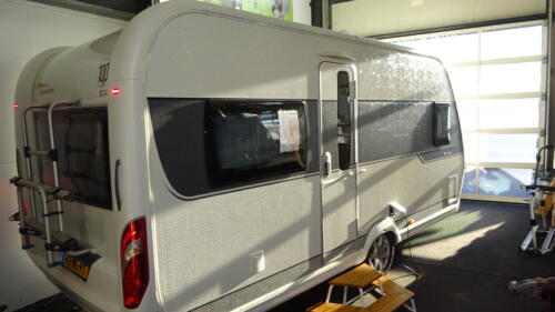 HOBBY de LUXE 460 UFe 2015 VASTBED RONDZIT  AIRCO VOORTENT - Afbeelding 4