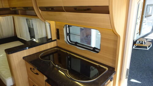 LMC Munsterland MUSICA 470 E 2015 Enkele bedden Dinette MOVER CASSETTELUIFEL - Afbeelding 21