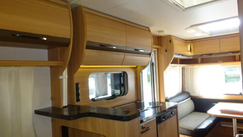 LMC Munsterland MUSICA 470 E 2015 Enkele bedden Dinette MOVER CASSETTELUIFEL - Afbeelding 9