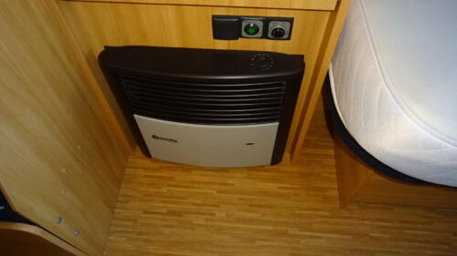 DETHLEFFS CAMPER 450 V 2010 ENKELE BEDDEN RONDZIT MOVER Voortent - Afbeelding 13