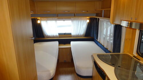 DETHLEFFS CAMPER 450 V 2010 ENKELE BEDDEN RONDZIT MOVER Voortent - Afbeelding 16