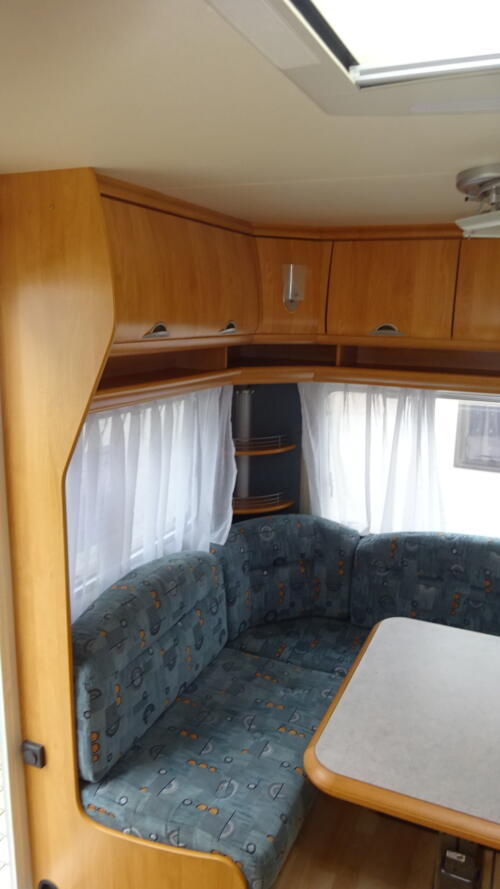 HOBBY Excellent Easy 540 UL 2005 Enkele Bedden en Rondzit Ventura Voortent 3 m - Afbeelding 7