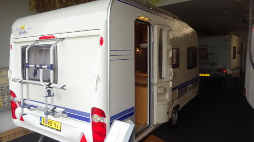 HOBBY de LUXE 440 SF 2008 UNICO Voortent ,petluifel en luifel - Afbeelding 3