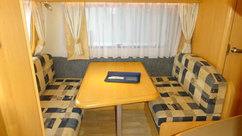 HOBBY de LUXE 440 SF 2008 UNICO Voortent ,petluifel en luifel - Afbeelding 6