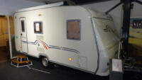 ADRIA ALTEA 432 PX 2007 VASTBED (lengte) en TREINZIT Mover CASSETTE LUIFEL 830 kg leeg