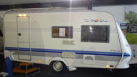 HOBBY de LUXE Easy 440 SF 2003 VASTBED (dwars) TREINZIT MOVER Voortent Luifel